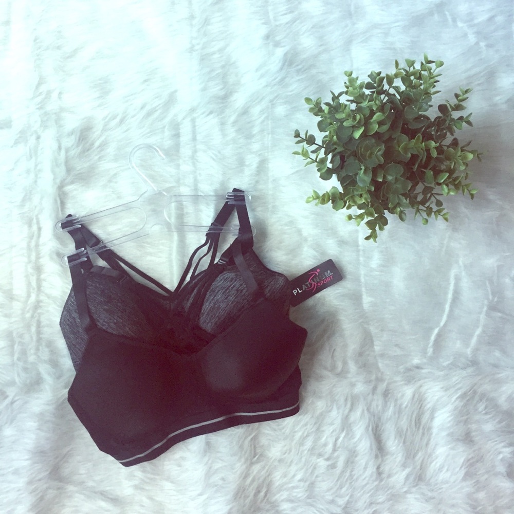 2 pack black and grey sports bra